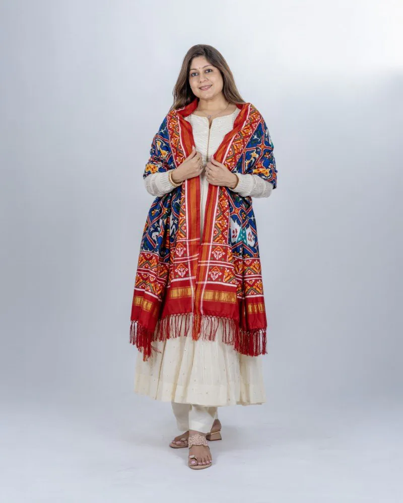 Double ikat Patan Patola Dupatta - Image 3
