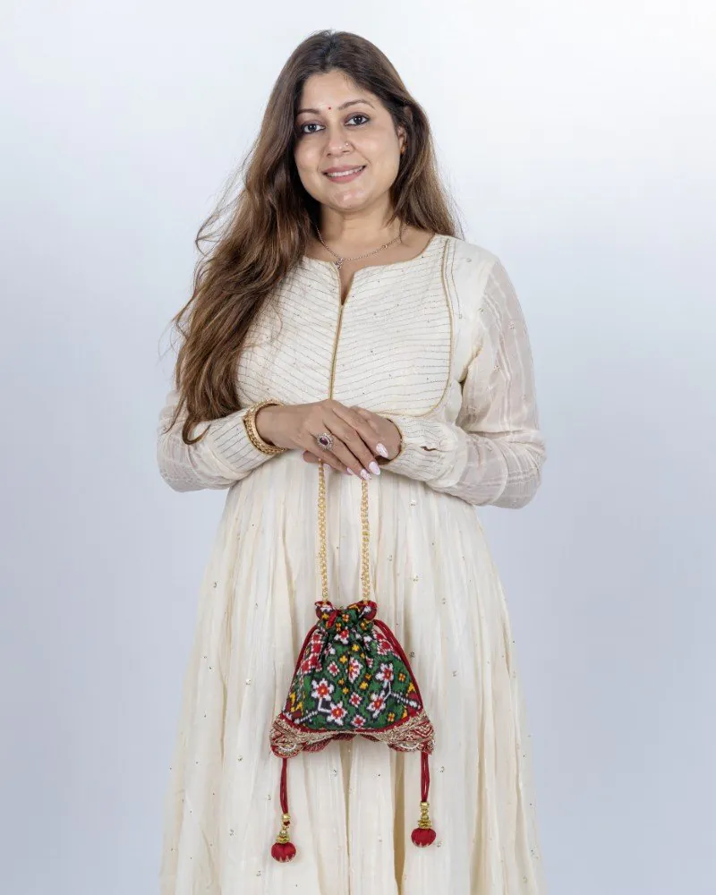 Double Ikkat Patan Patola Batwa